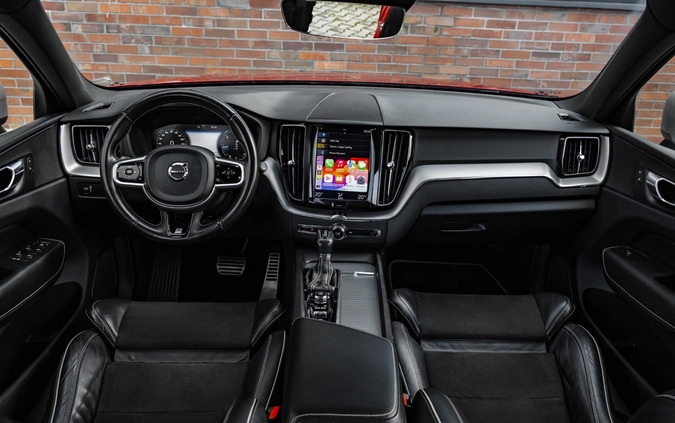 Volvo XC 60 cena 125900 przebieg: 133628, rok produkcji 2018 z Recz małe 781